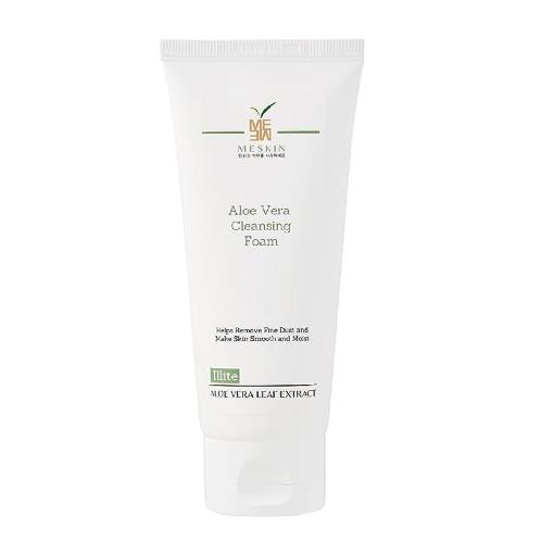 PHONECKLACE_WRIST STRAP | Chic Chain Aesthetics, Versatile Chain, Effortless Utility, Enhance Style and Function, Luxurious Appeal, South Korean Craftsmanship, Durable Construction, Convenient Hook and Loop Closure, User-Friendly Maintenance, Lightweight Yet Striking